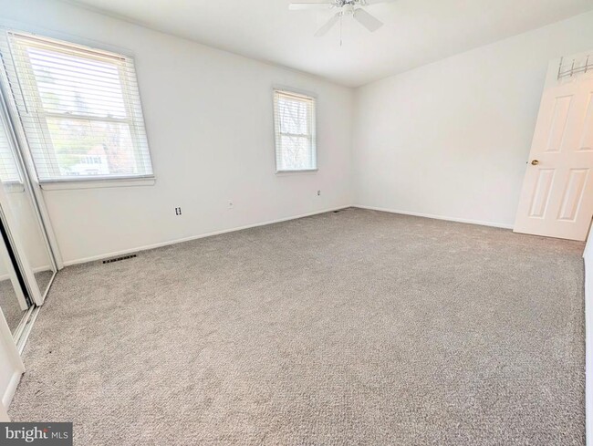 Photo - 321 Charred Oak Ct