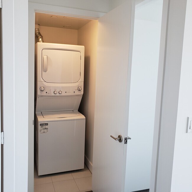 Photo - 180 Veterans Dr Unit 706