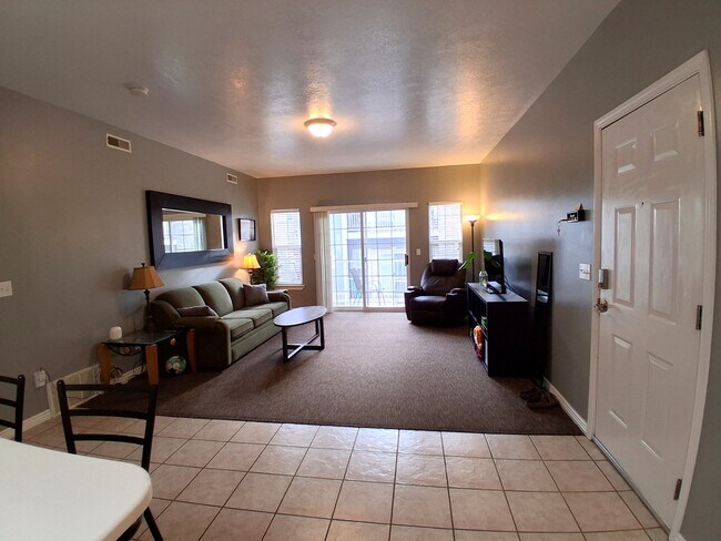 Photo - 509 Belmont Pl