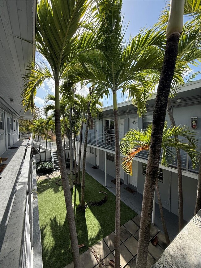 Photo - 5305 Biscayne Blvd Apartment Unit 204