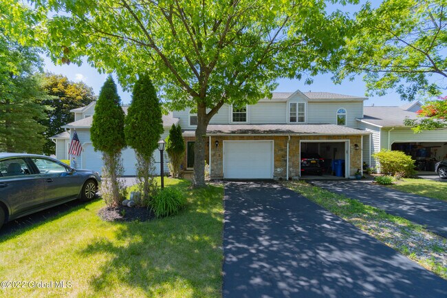 Photo - 3 Deerwood Ct Townhome