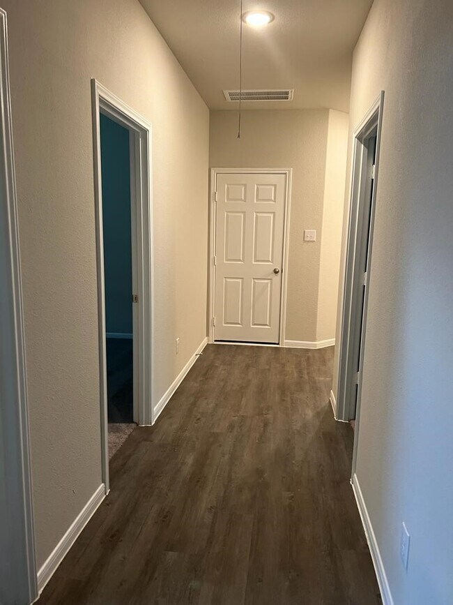 22647 Rosy Hts Trl