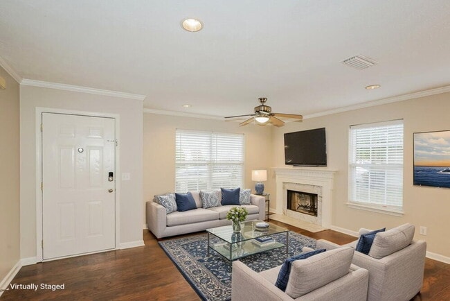 Photo - 897 Lavergne Ln