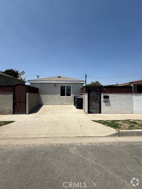 Building Photo - 4235 E Addington St Rental