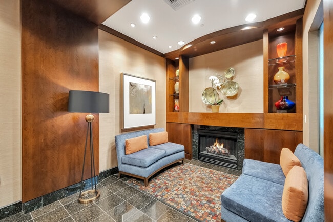 Photo - 819 Virginia St Unit 1908