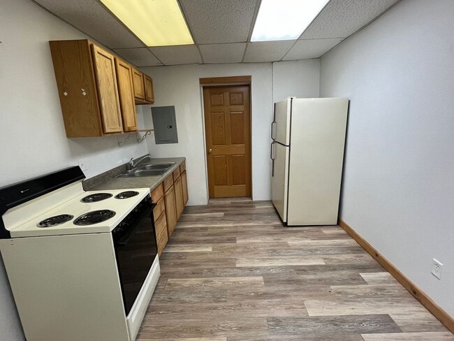 Photo - 1319 E Main St Unit Lower