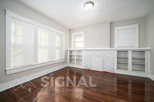 Photo - 1738 Damon St