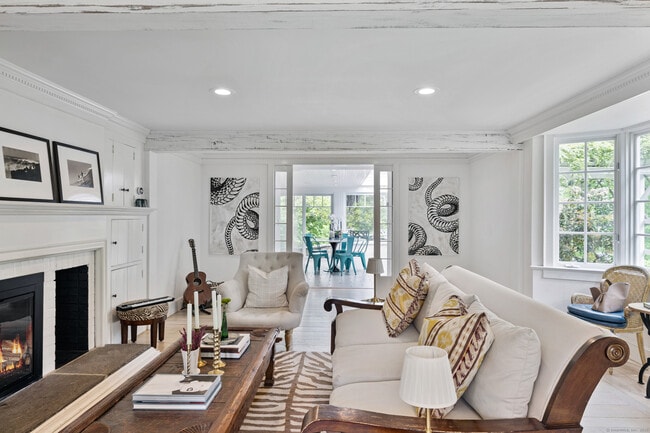 Photo - 467 Laurel Rd