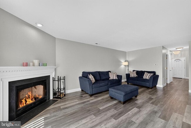 Photo - 11 Caraway Ct