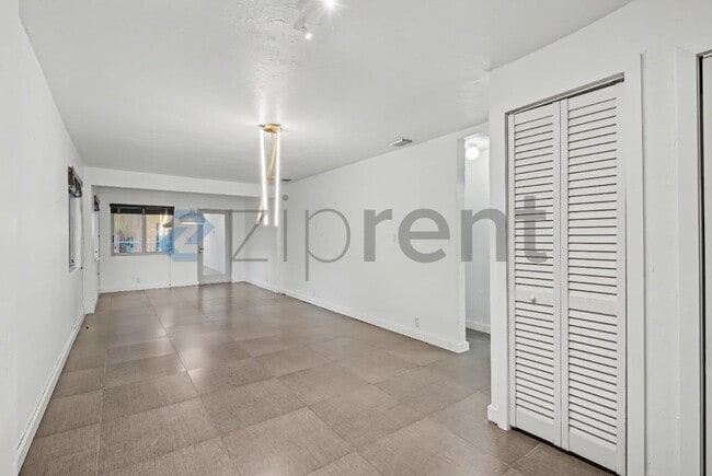 Photo - 5210 NW 5th Ave