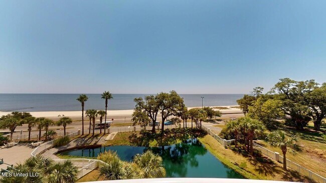 Photo - 2228 Beach Dr Unit 408