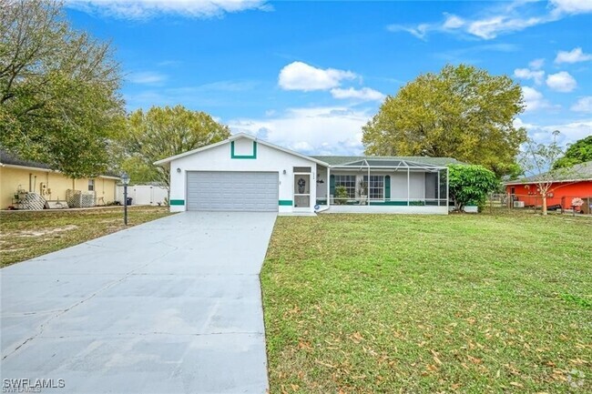 Building Photo - 1648 Cheshire Cir W Rental