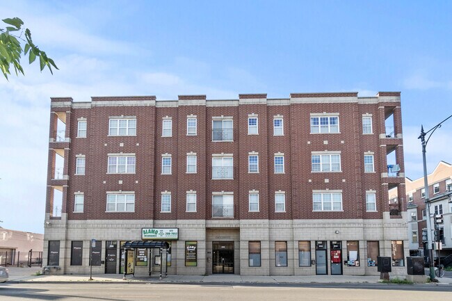 Building Photo - 3000 W Lawrence Ave Rental