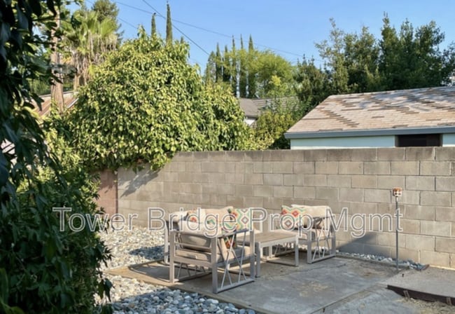 Building Photo - 41 Manley Ct