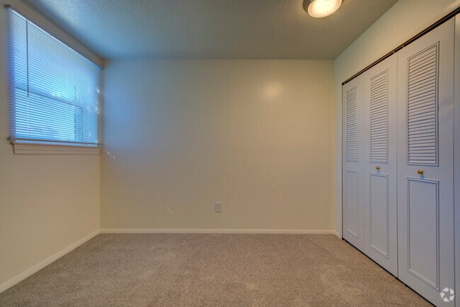 2BR, 1BA - 778SF - Bedroom