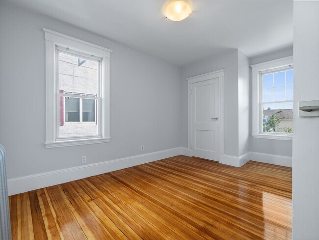 Photo - Avl 6/1/26 No Fee! Renovated 4BR near Tufts, Green Line!