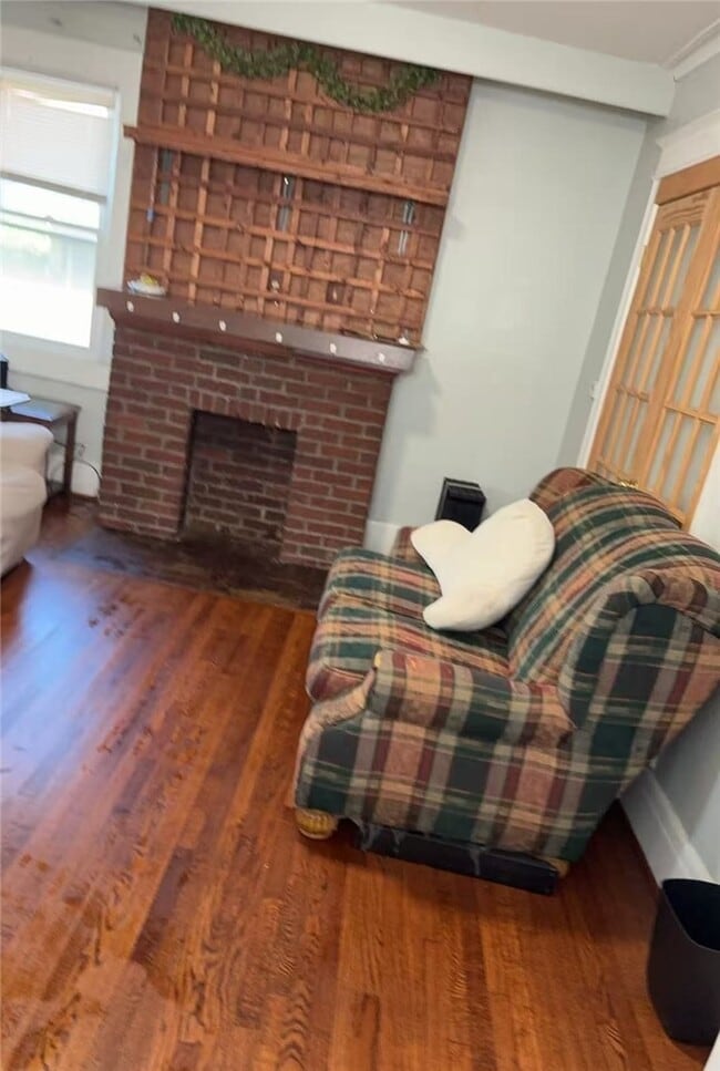 Photo - 93 Scottsville Rd