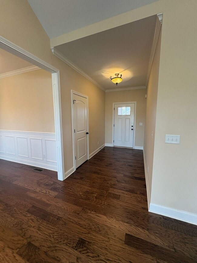 Photo - 3020 Equestrian Ct