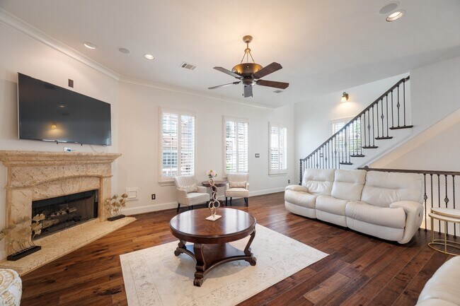 Photo - 710 Jackson Hill St