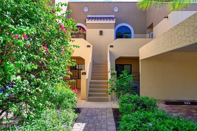 Photo - 589 Beachwalk Cir Unidad P-203