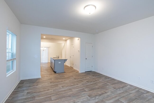 Photo - BEAUTIFUL 2 BD Townhome in MIDLAND AVAILABLE DECEMBER 2025