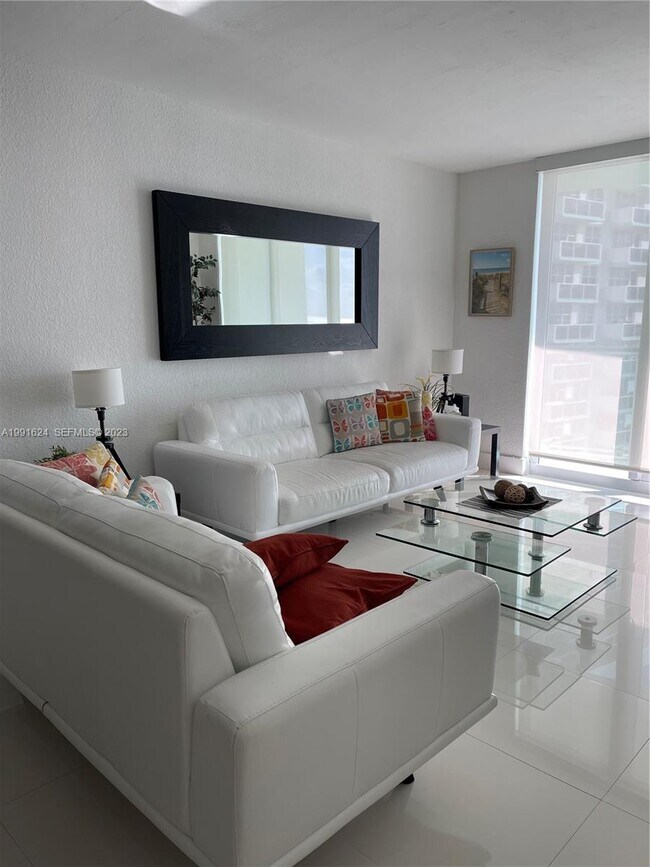 Photo - 3801 S Ocean Dr Unidad 7X