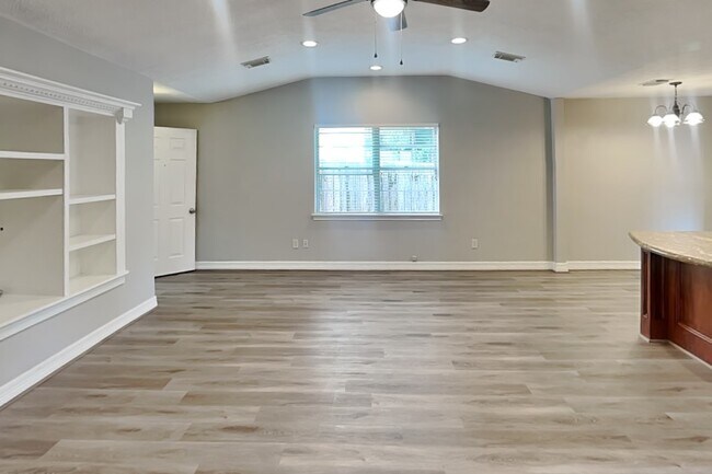 Photo - 3219 Glen Spring Dr