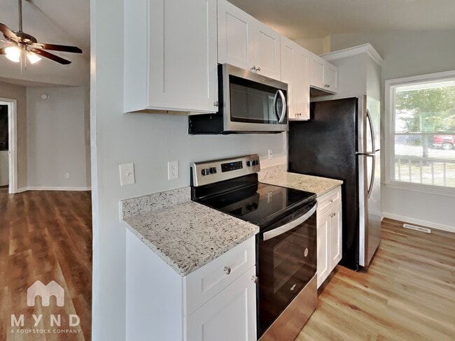 Photo - 2209 Maybrook Dr