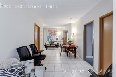 Photo - 253-253 Lester St Unité 3