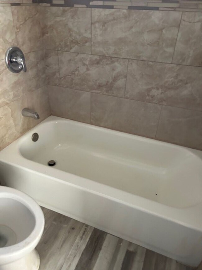 Photo - 1171-1173 ALAMOS AVE Unit 1171 ALAMOS AVE