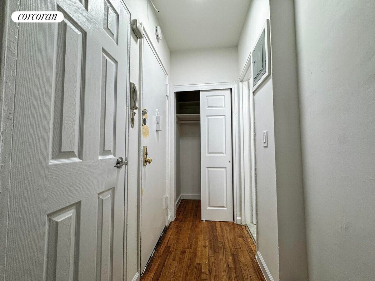 Photo - 1409 2nd Ave