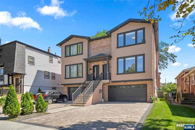 Photo - 506 Westview Ave