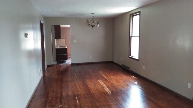 Photo - 2048 N D St