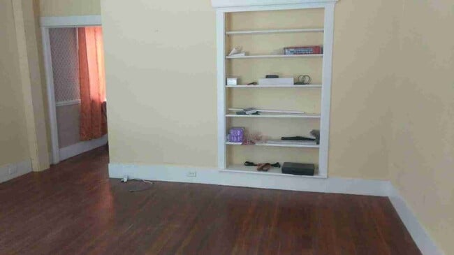 Photo - 150 Green St Unit 1