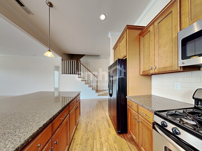 332 Plott Hound Ln