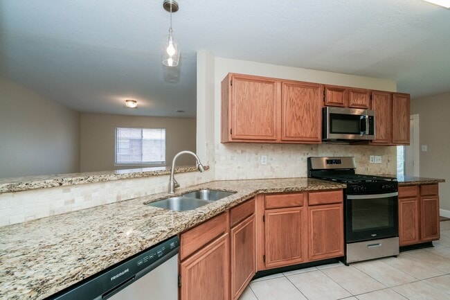 Photo - 18034 Lago Forest Dr