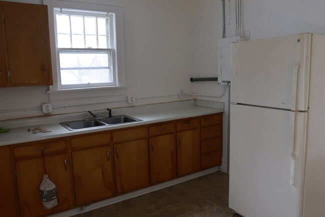 Photo - 231 S Heber St