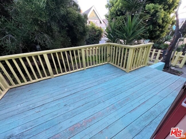 Photo - 45 Thornton Ave Unidad 45