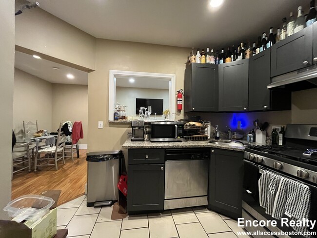 Photo - 19 Thatcher St Apartamentos Unidad 6