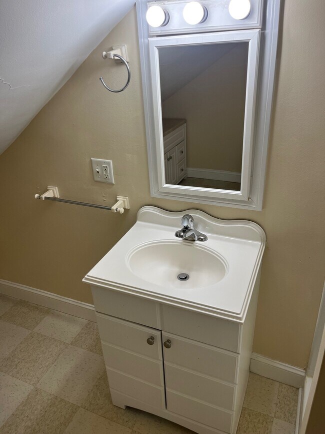 Photo - 3 City Ave Unit FL 3