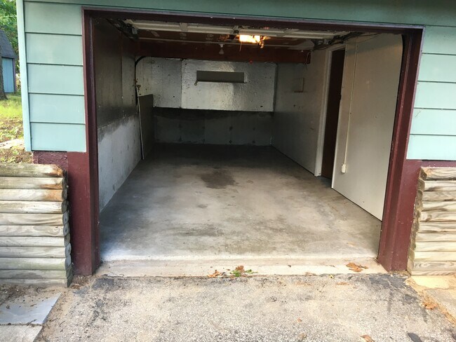 Photo - 229 Danesmoor Rd