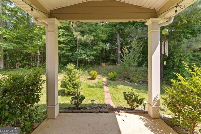 Photo - 240 Stillwood Dr