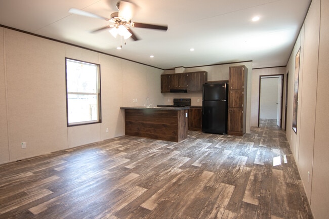 Photo - 10002 Sweetgum Ln