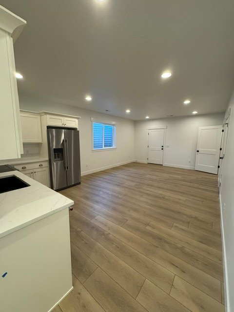 Photo - 144 W Birds Eye Ln Unit 1