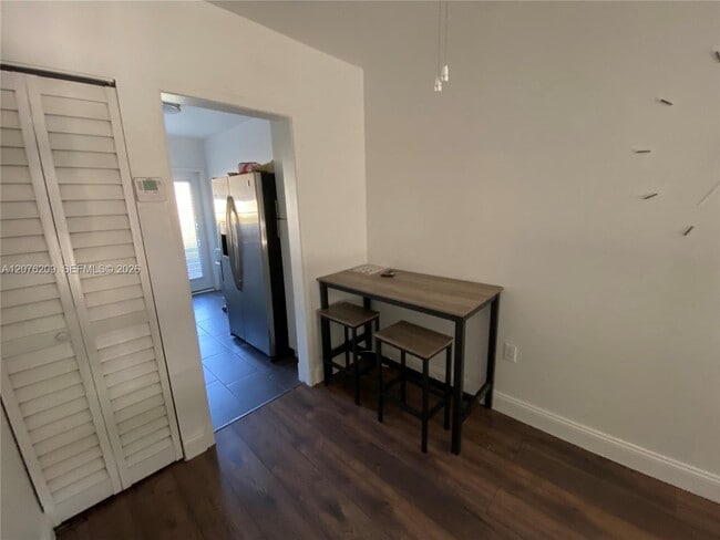 2145 Bay Dr Unidad 2
