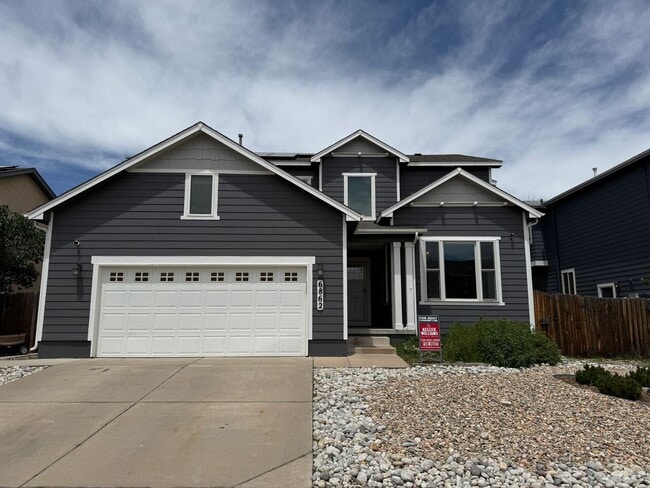 Building Photo - 6 Bed 4 Bath Home with 3000+ SQFT in Stetson Hills!!!