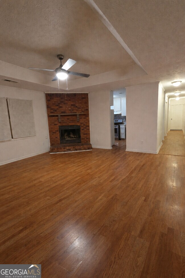 Photo - 1086 Summer Brook Anx