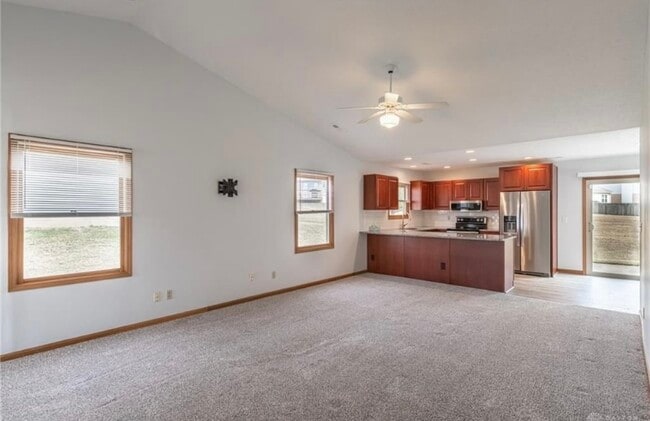 Photo - 1058 Hunters Run Dr