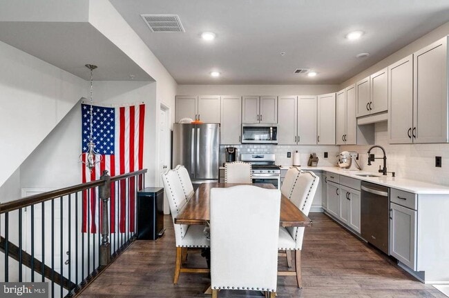 Photo - 3070 Goshen Dr