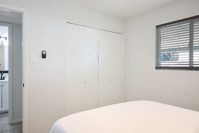 Photo - 7111 E Pine Pkwy